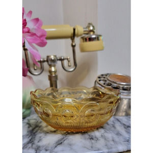 Bartlett Collins Bowl St. Genevieve Amber Glass Manhattan Vintage Fruit Bowl 4"